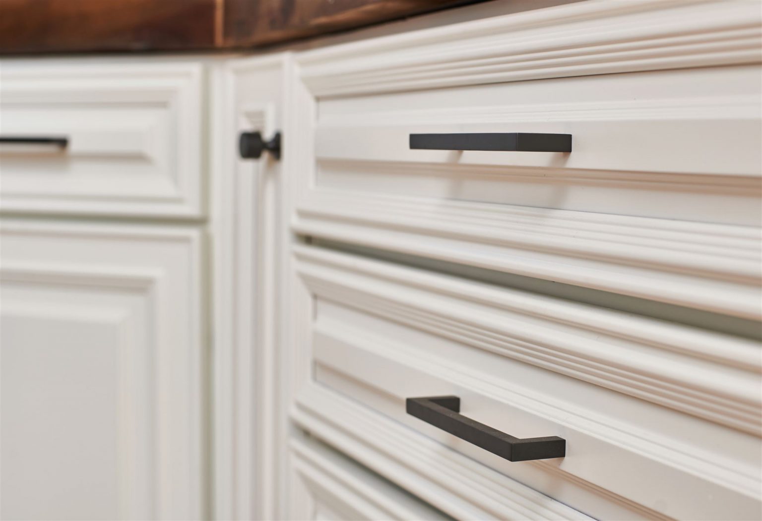 How to Prep and Prime Cabinets